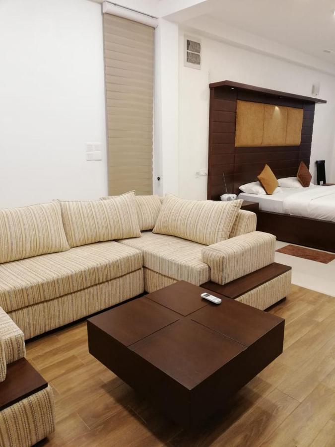 הוילה קיריבת'גודה Oak Residencies מראה חיצוני תמונה