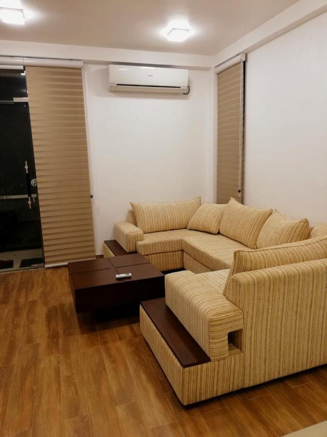 הוילה קיריבת'גודה Oak Residencies מראה חיצוני תמונה