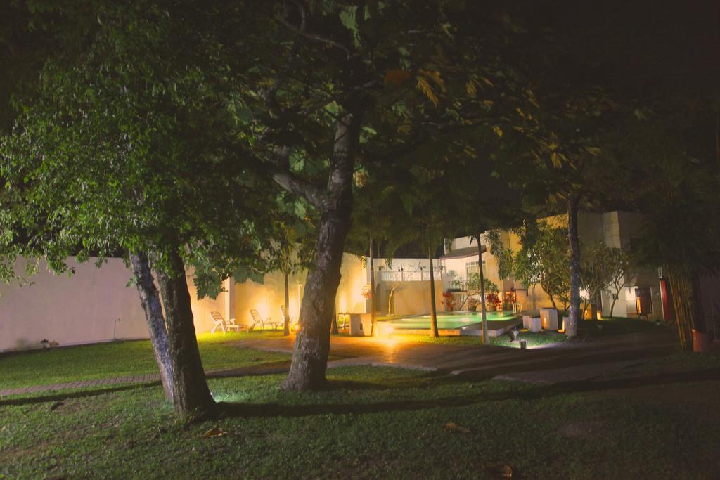 הוילה קיריבת'גודה Oak Residencies מראה חיצוני תמונה
