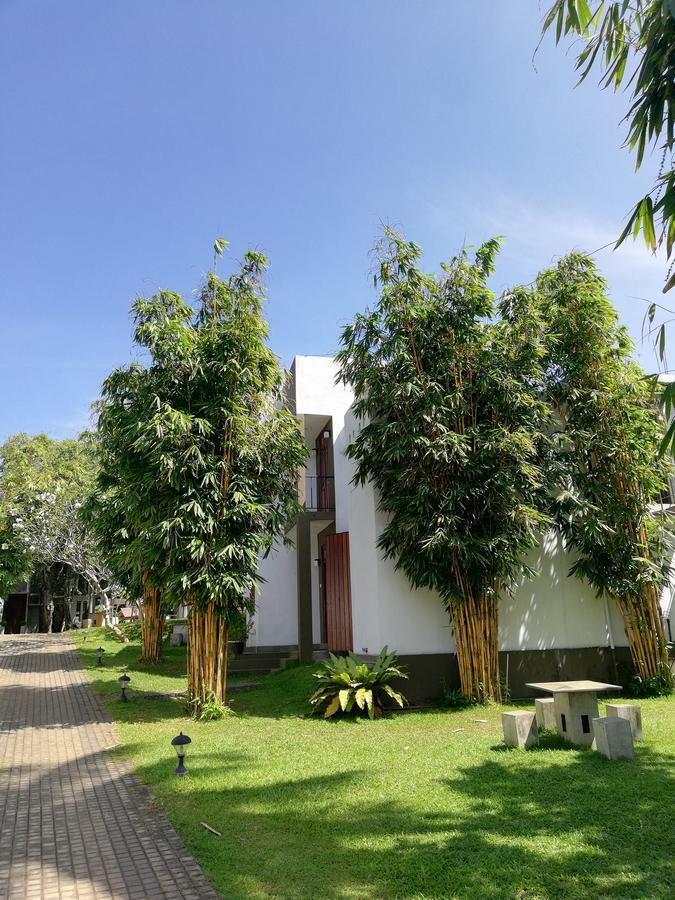 הוילה קיריבת'גודה Oak Residencies מראה חיצוני תמונה